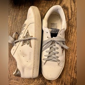 Tennis shoes. Size 9